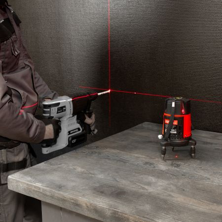 Лазерный уровень CRL-30R, 30 м, красный луч, батарейки, резьба 5/8" MTX Лазерный уровень CRL-30R, 30 м, красный луч, батарейки, резьба 5/8" MTX