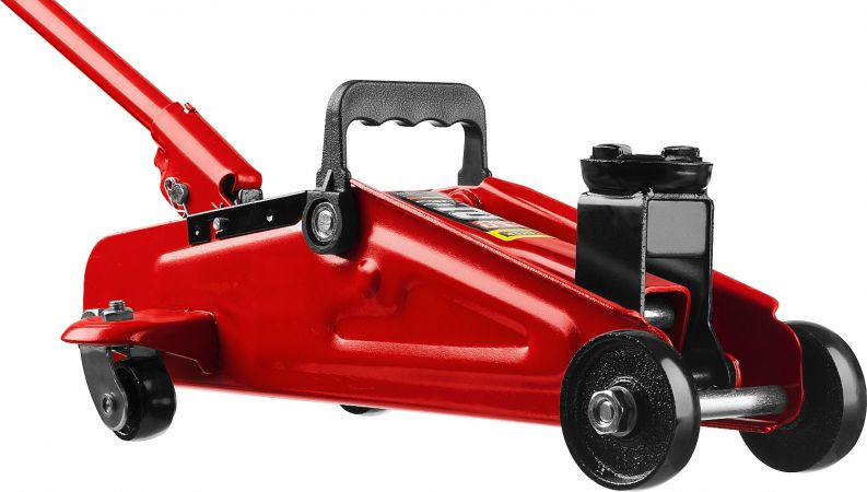 Домкрат STAYER MASTER гидравлический подкатной, 2т, 125-320мм, в кейсе Домкрат STAYER MASTER гидравлический подкатной, 2т, 125-320мм, в кейсе