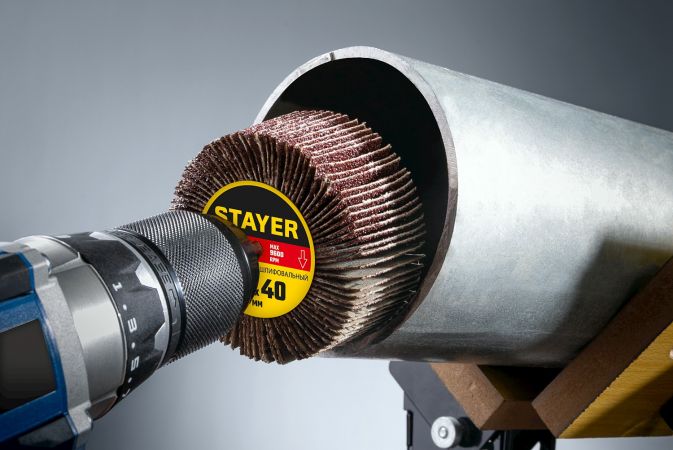 Круг шлифовальный STAYER лепестковый, на шпильке, P60, 80х40 мм Круг шлифовальный STAYER лепестковый, на шпильке, P60, 80х40 мм