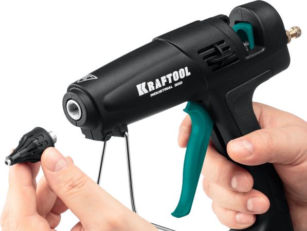 KRAFTOOL Industrial 300 пистолет термоклеевой электрический, d 11-12 мм 45 г/мин KRAFTOOL Industrial 300 пистолет термоклеевой электрический, d 11-12 мм 45 г/мин